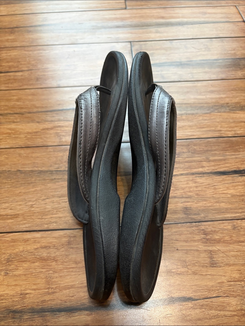 Olukai Ohana Women’s Size 10 Flip Flops Sandals Gray Black Thong Summer - Picture 8 of 12
